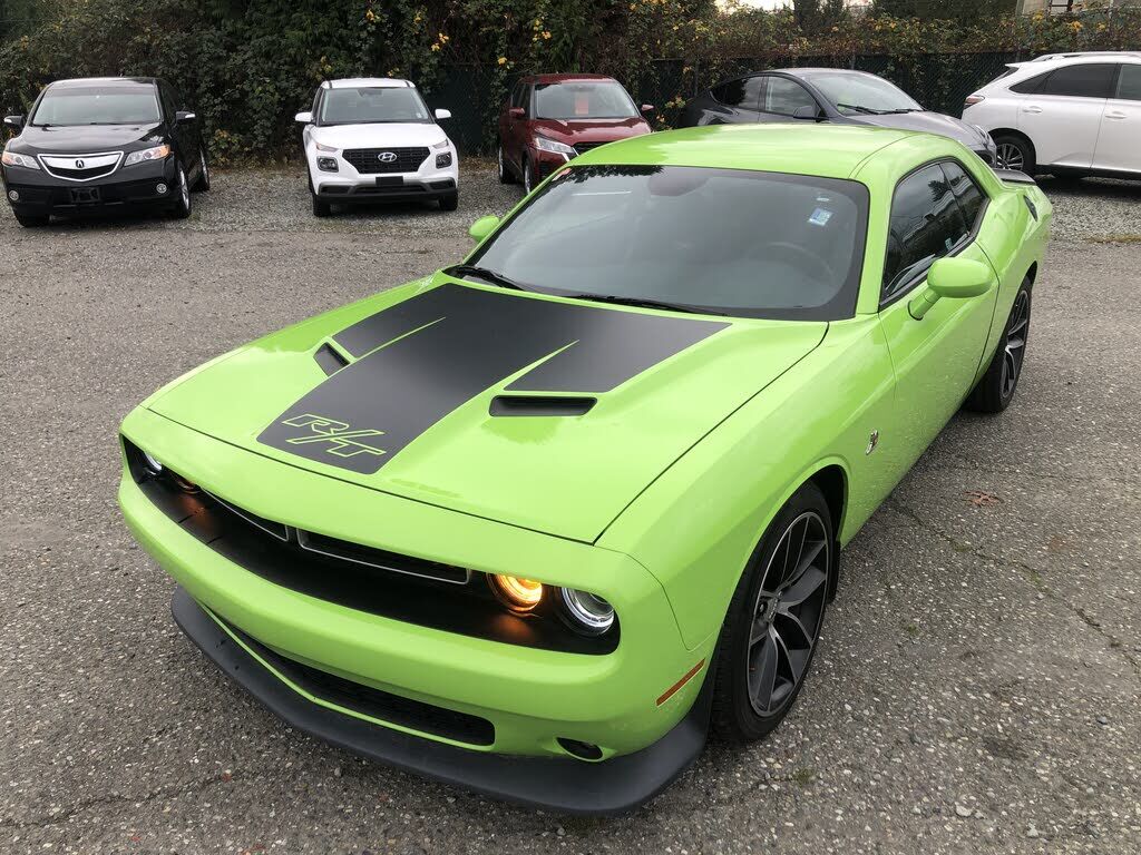 Dodge Challenger
