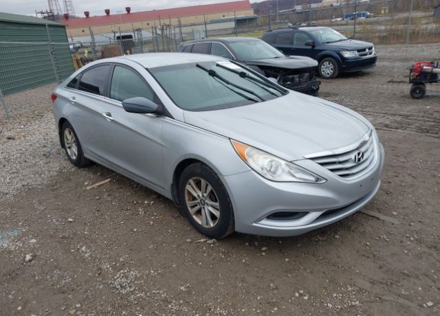 2011 HYUNDAI Sonata