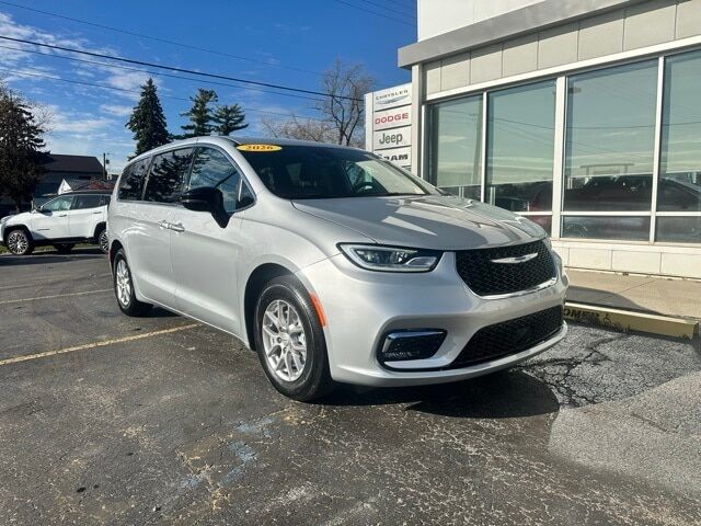 2026 CHRYSLER Pacifica