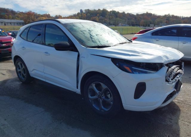 2023 FORD Escape