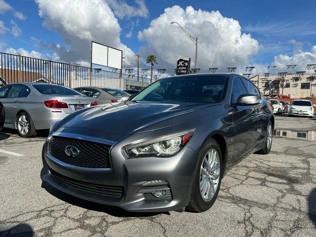Infiniti Q50