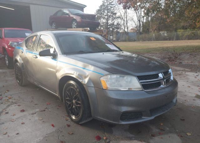 2013 DODGE Avenger
