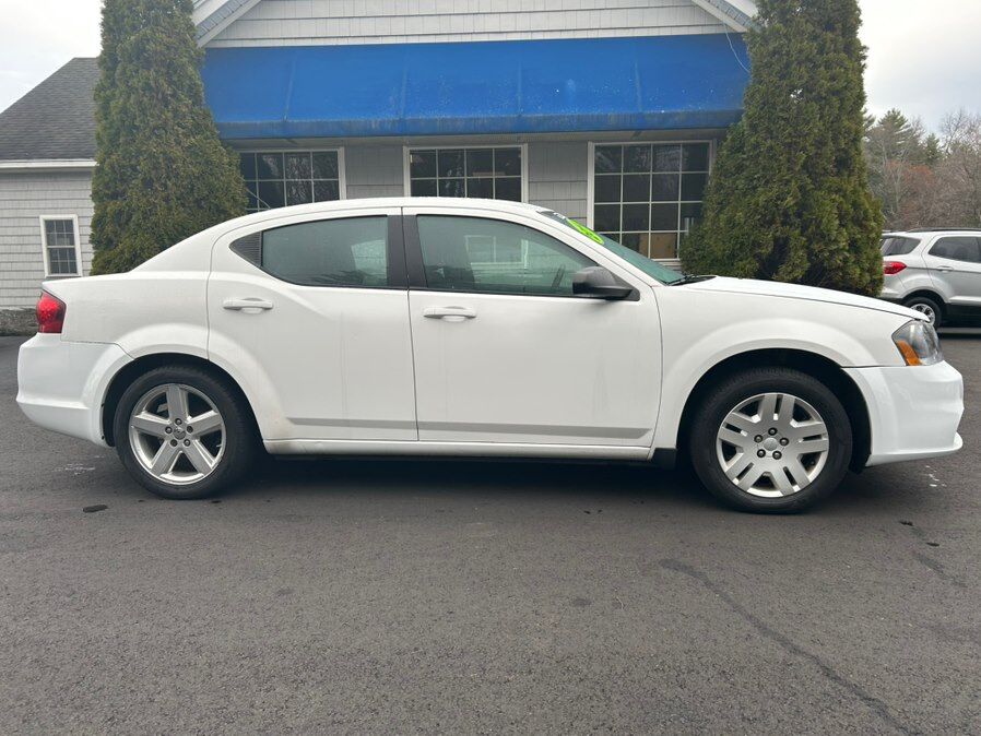 2014 DODGE Avenger