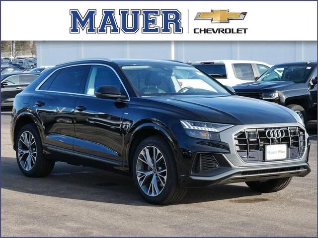 2023 AUDI Q8