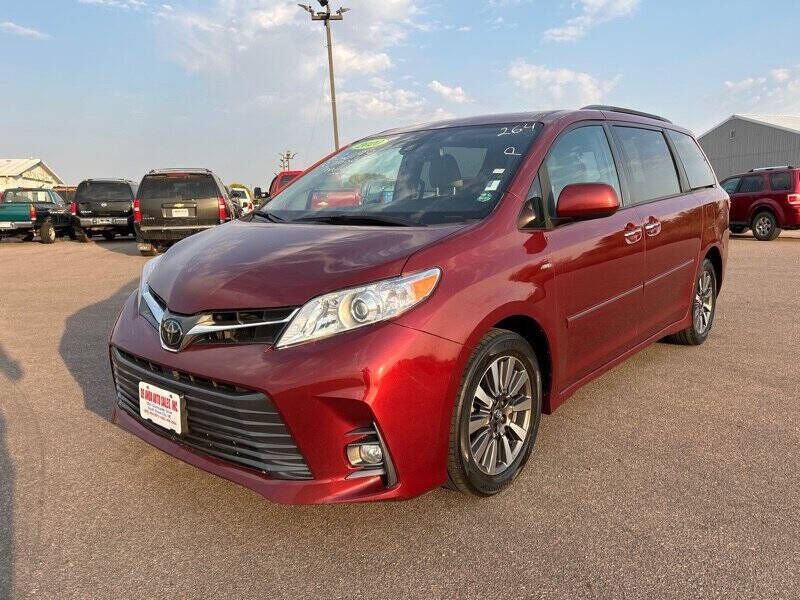 2020 TOYOTA Sienna