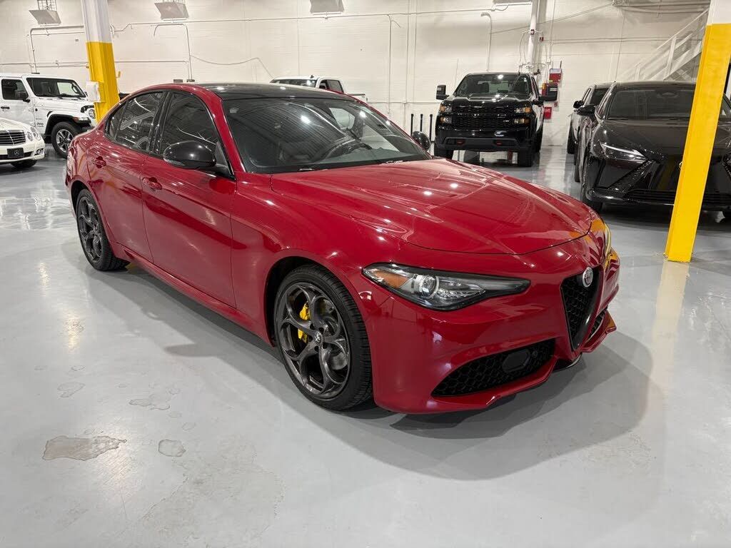 2021 ALFA ROMEO Giulia