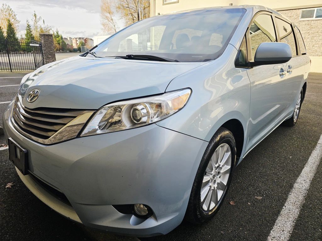 Toyota Sienna