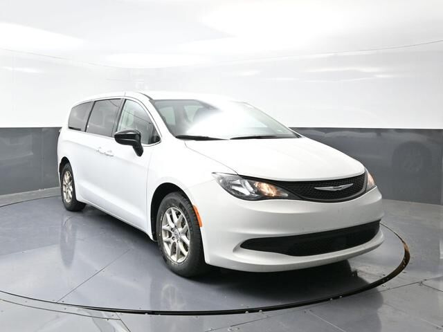 2024 CHRYSLER Voyager