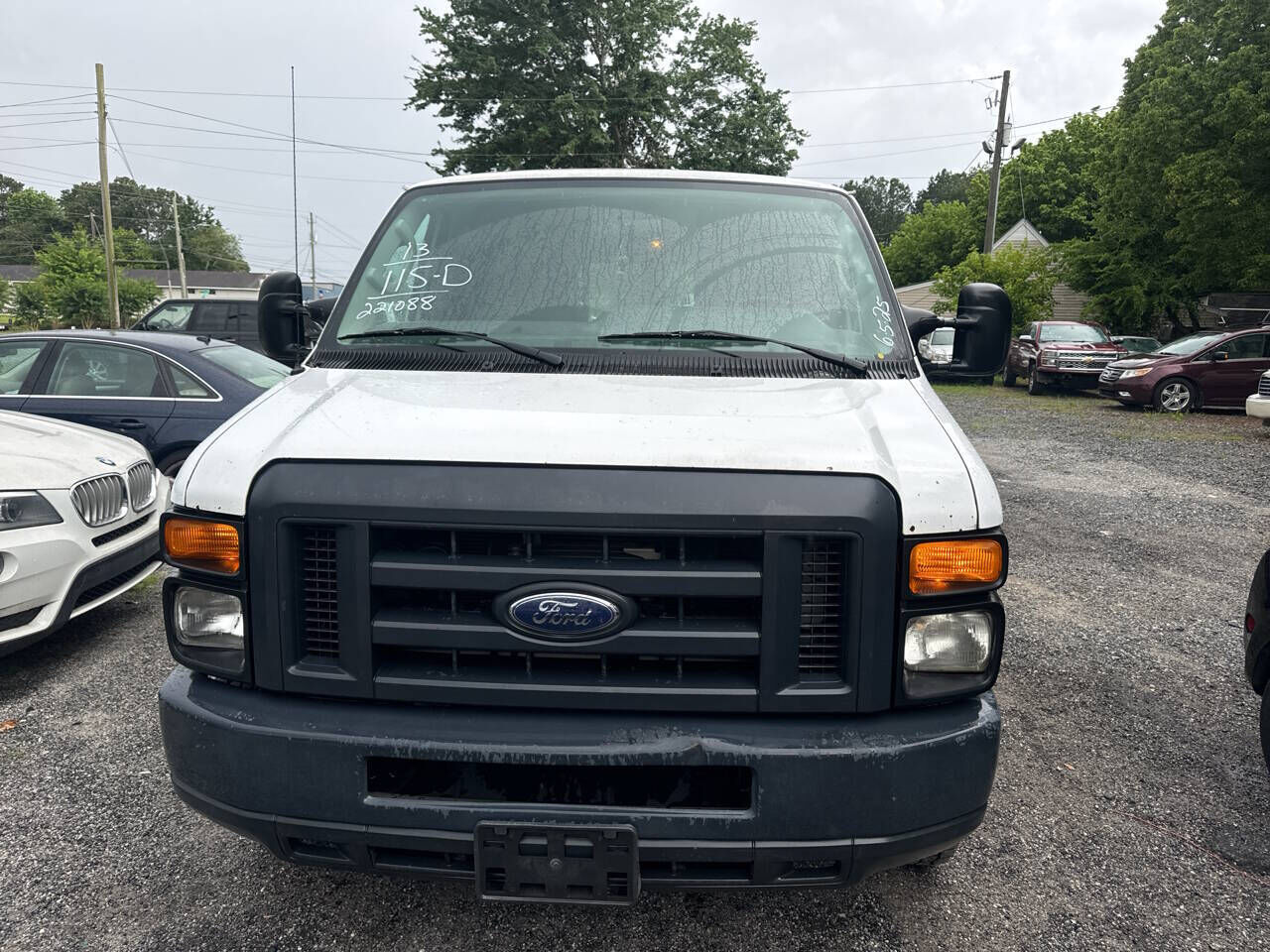2013 FORD E-250
