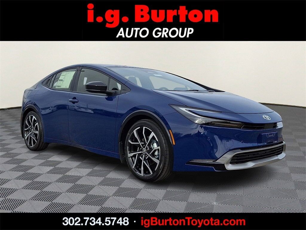 2026 TOYOTA Prius