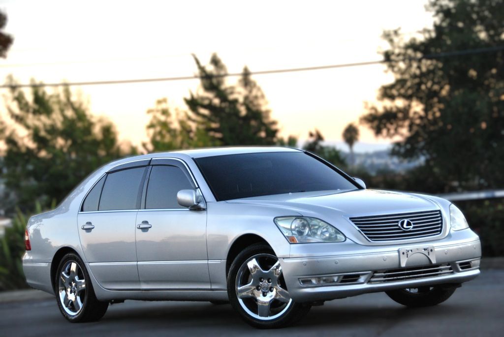2005 LEXUS LS