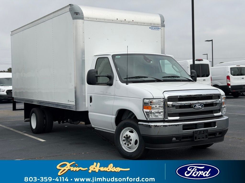 2026 FORD E-450