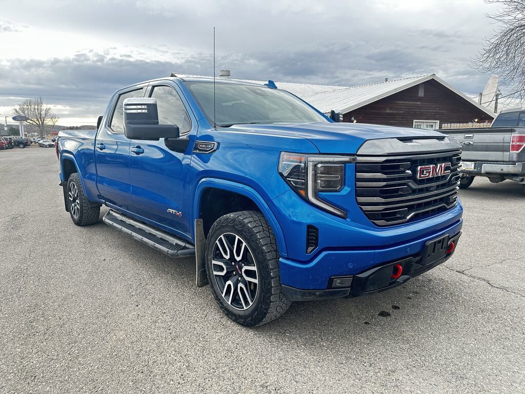 2023 GMC Sierra