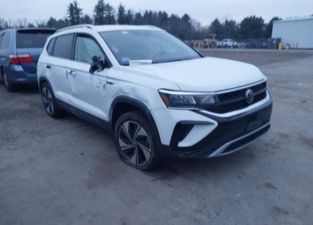 2024 VOLKSWAGEN Taos 4Motion
