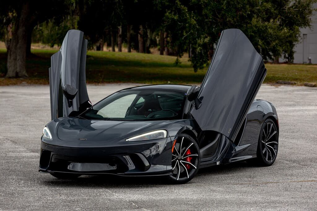 2025 MCLAREN GTS