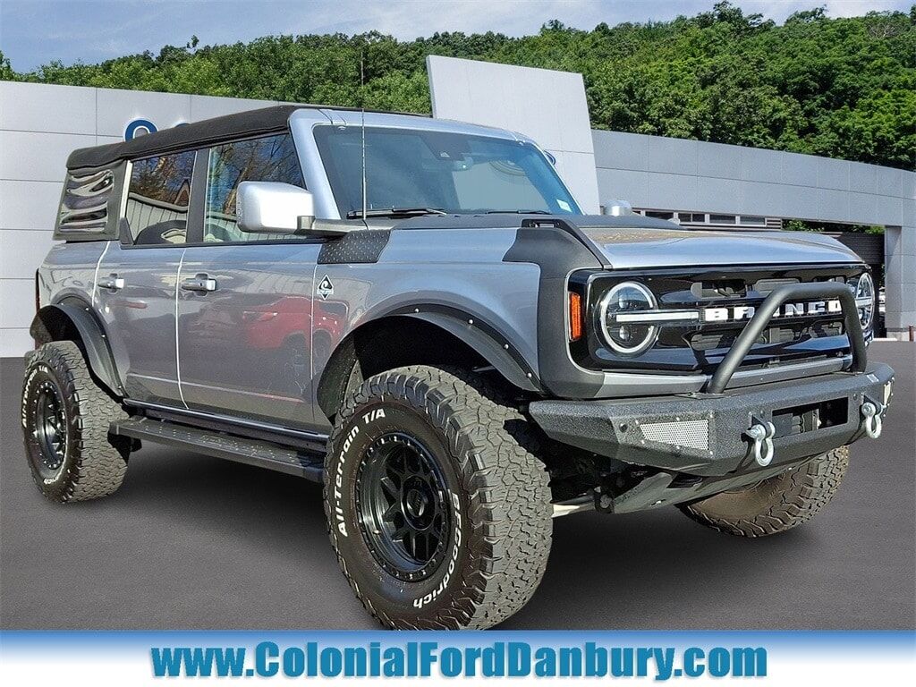 2023 FORD Bronco