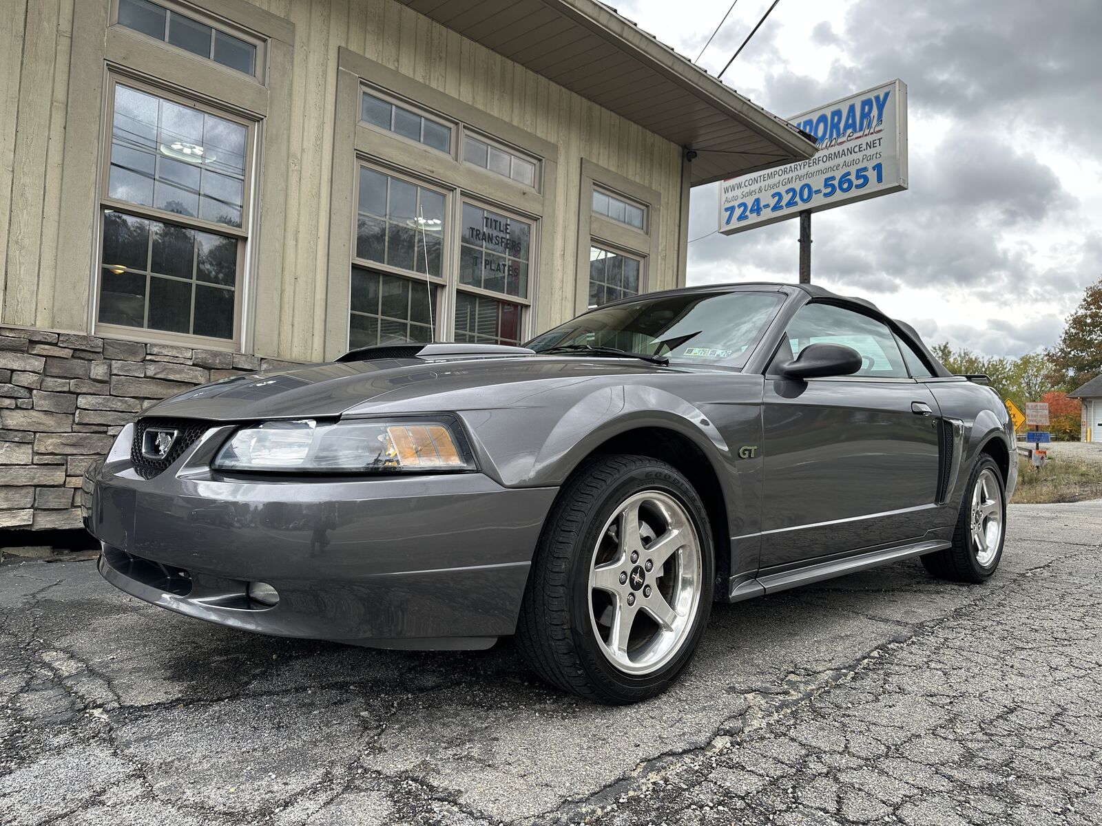 2003 FORD Mustang