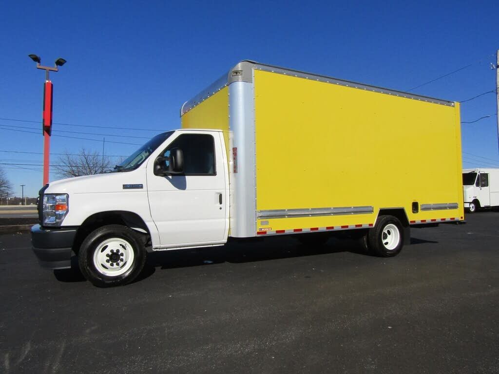 2023 FORD E-350
