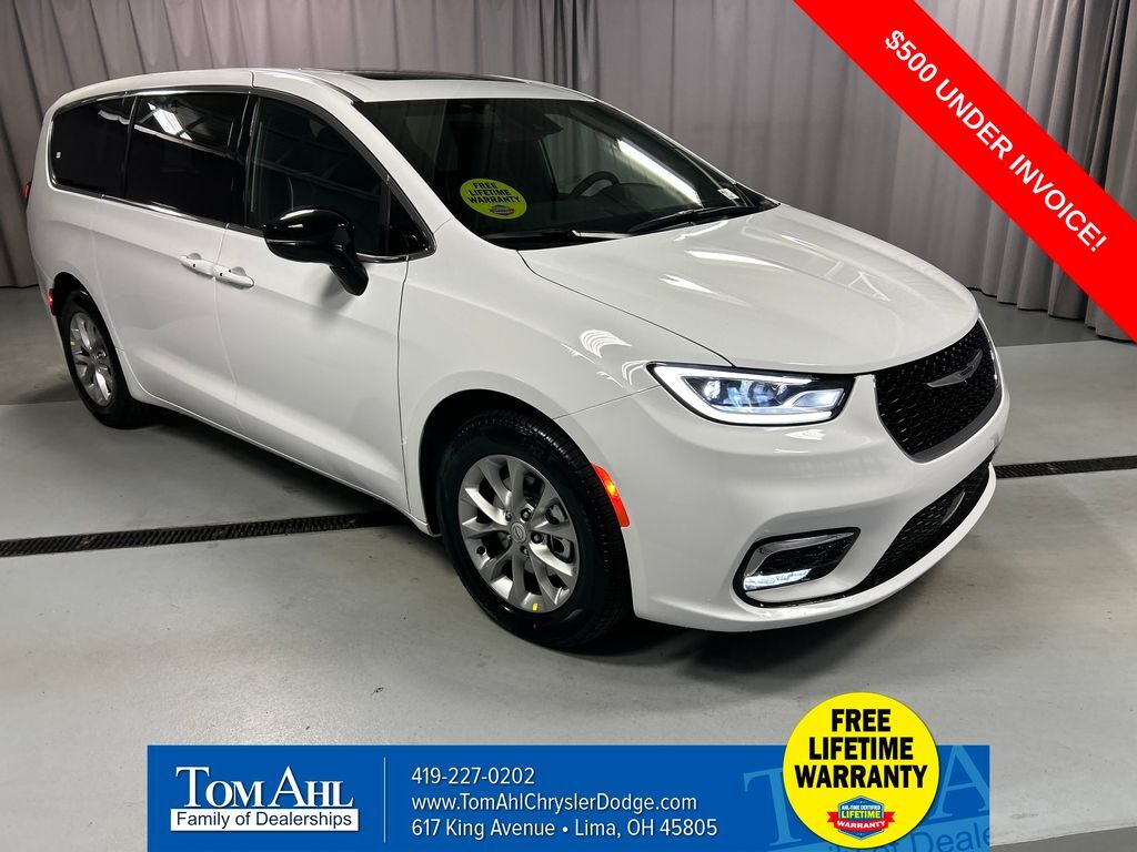 2026 CHRYSLER Pacifica