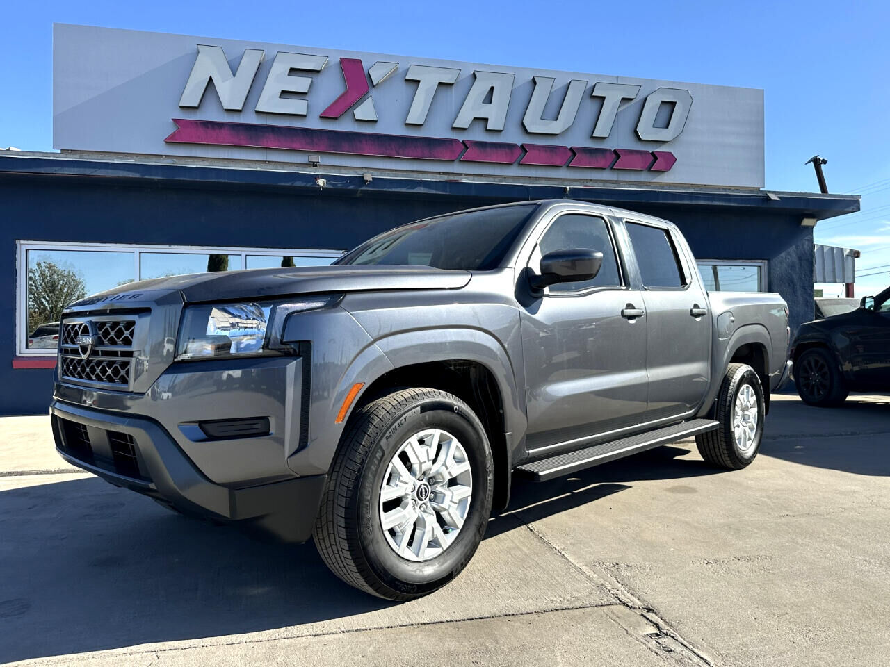 2022 NISSAN Frontier