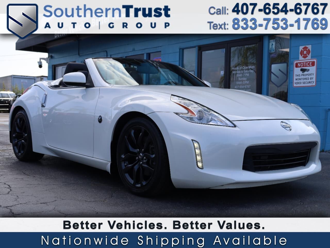 2017 NISSAN 370Z