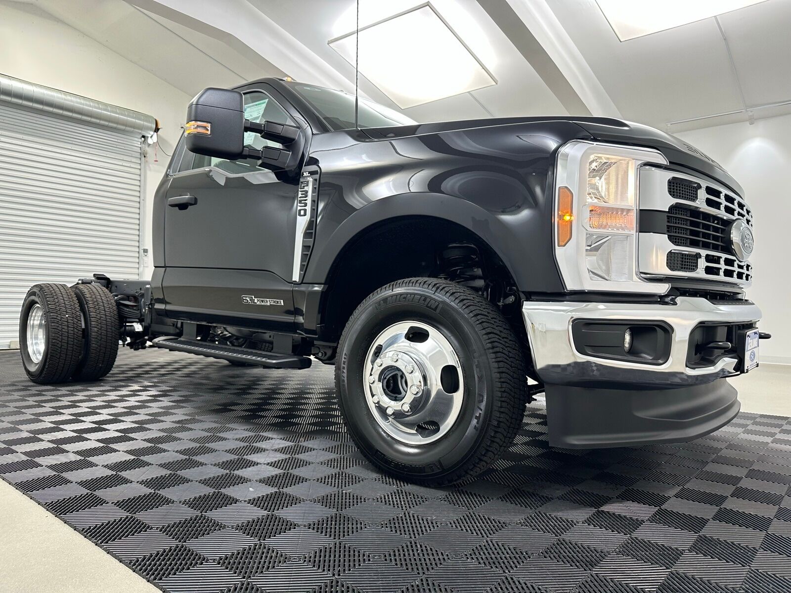 2025 FORD F-350