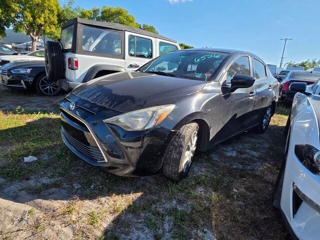 2016 TOYOTA Scion