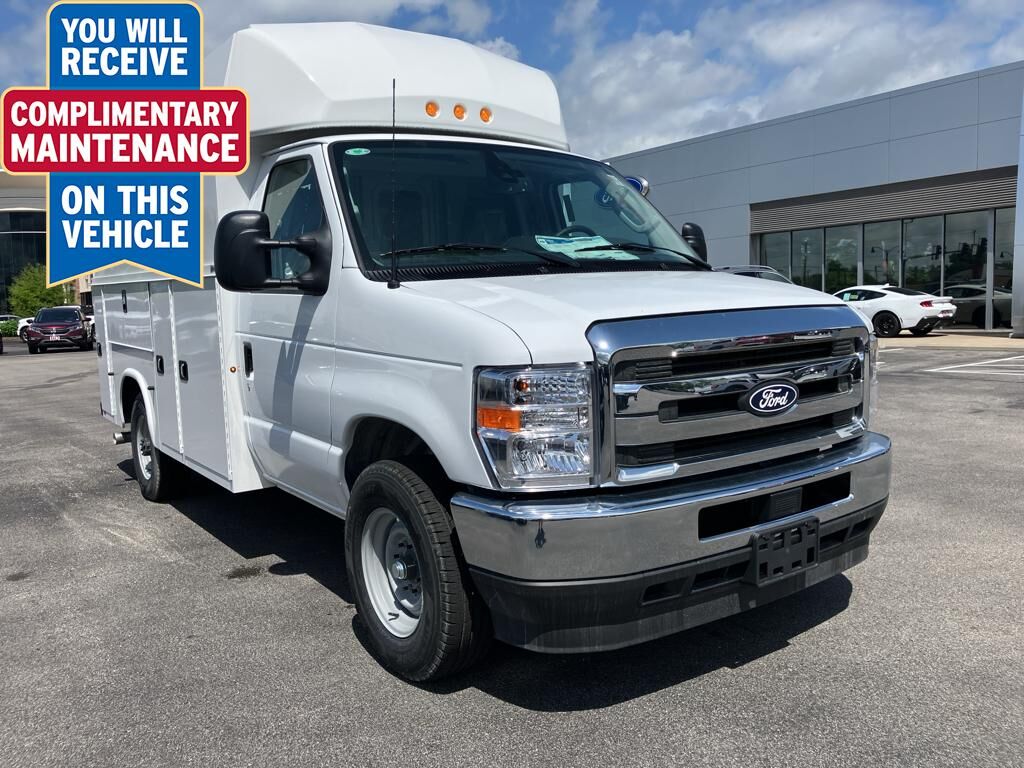 2026 FORD E-350