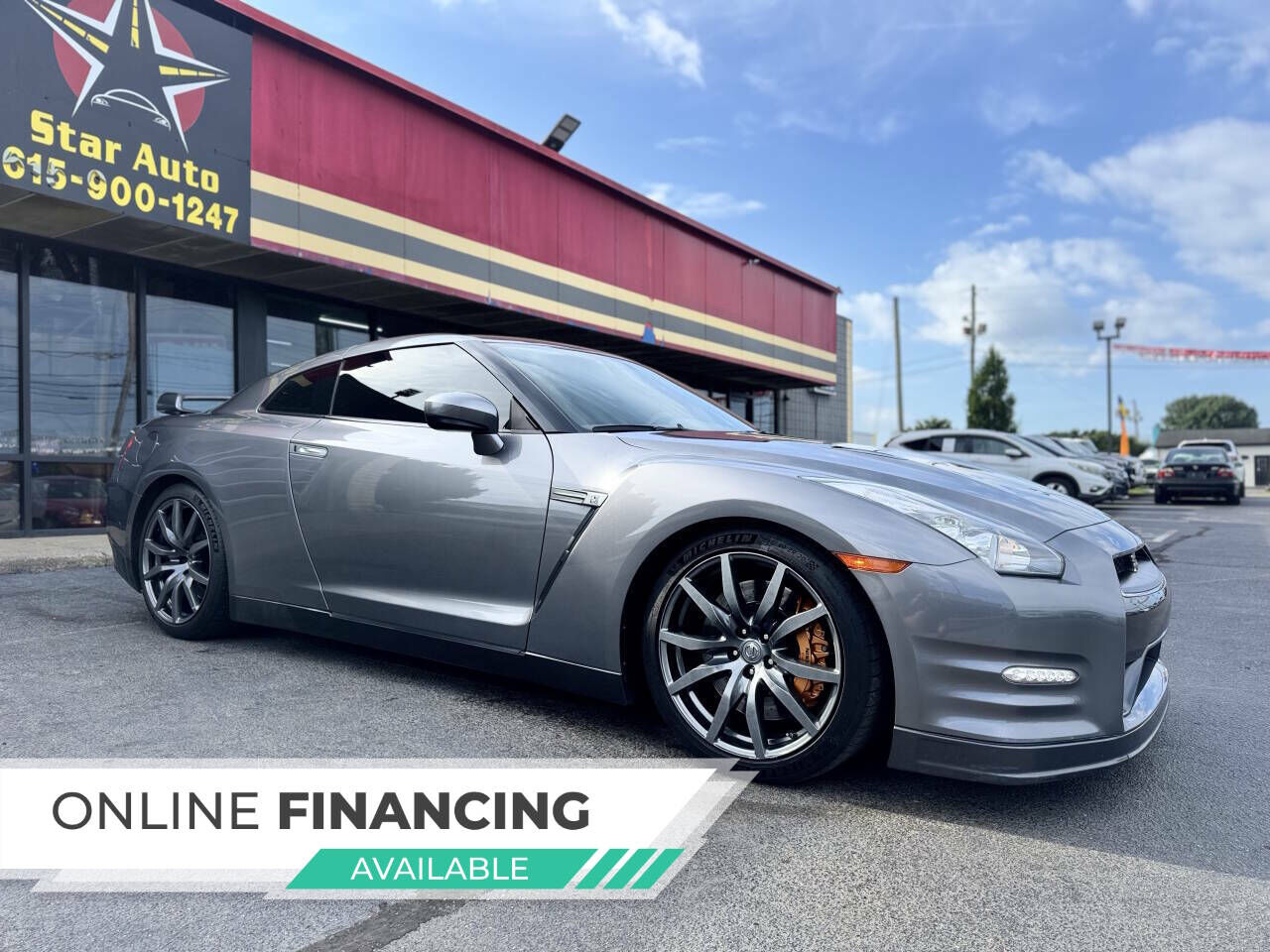 2013 NISSAN GT-R