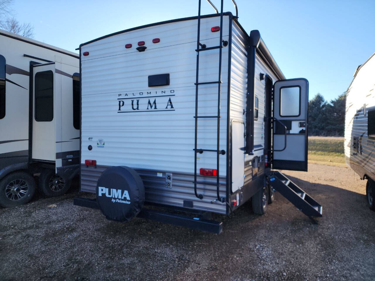 2022 FOREST RIVER Puma