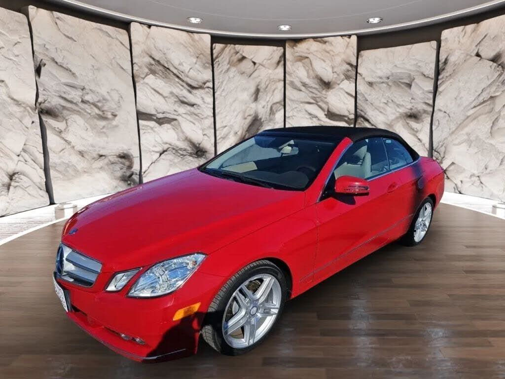 2011 MERCEDES-BENZ E-Class