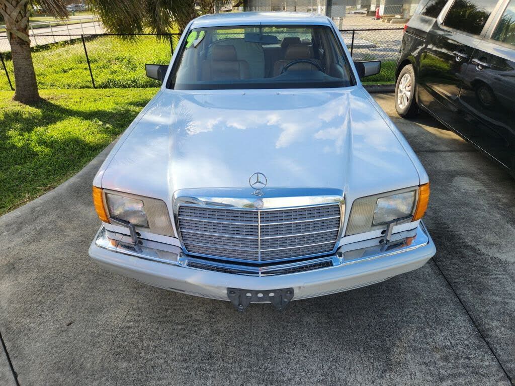 Mercedes-Benz 300