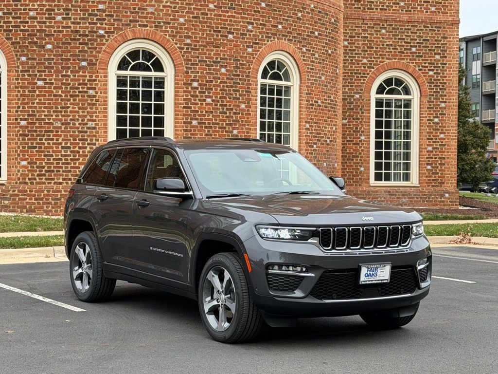 2025 JEEP Grand Cherokee