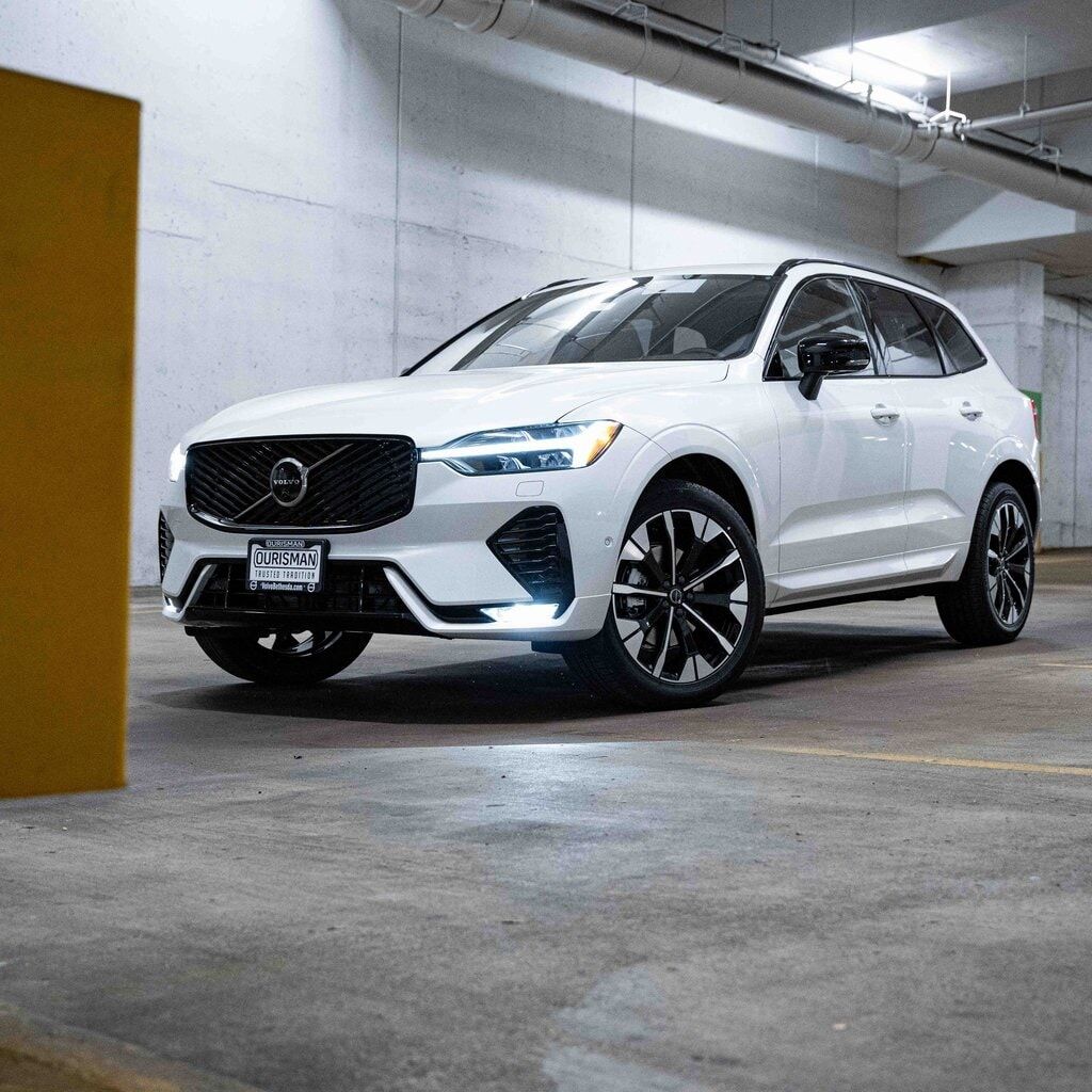 2026 VOLVO XC60