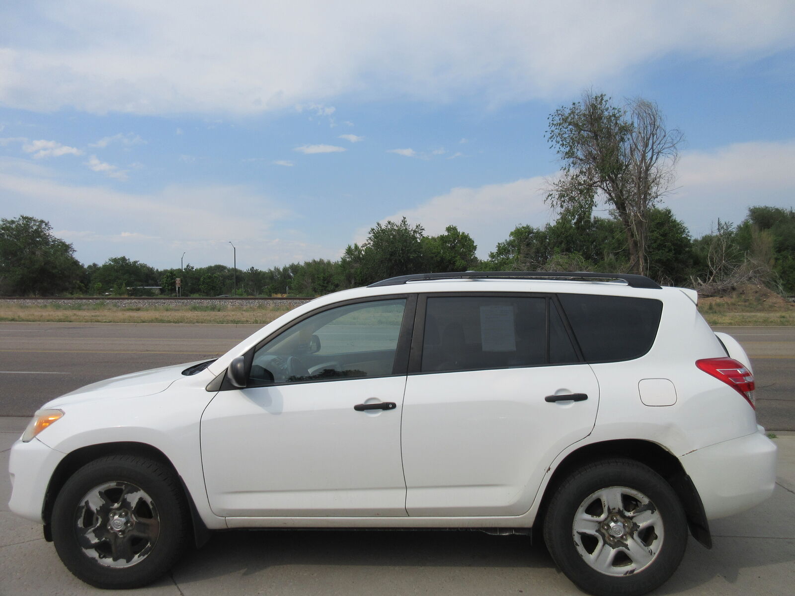 2011 TOYOTA RAV4