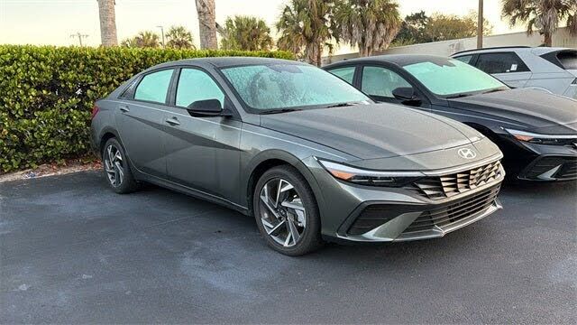 2025 HYUNDAI Elantra