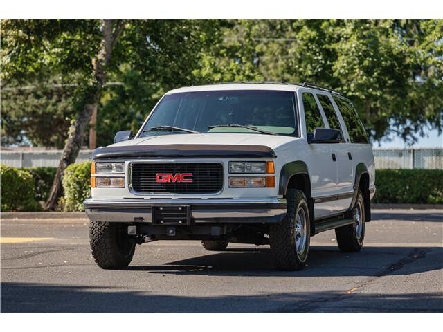 GMC Suburban