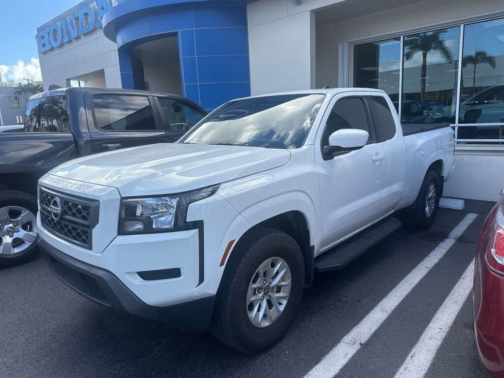 2024 NISSAN Frontier