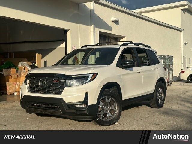 2023 HONDA Passport
