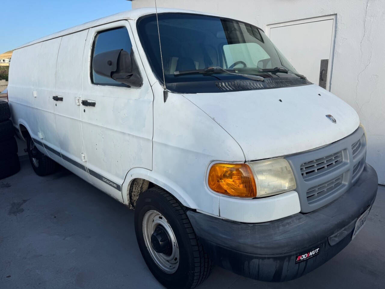Dodge Ram Van
