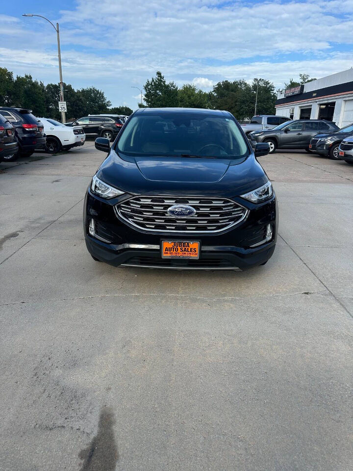 2022 FORD Edge