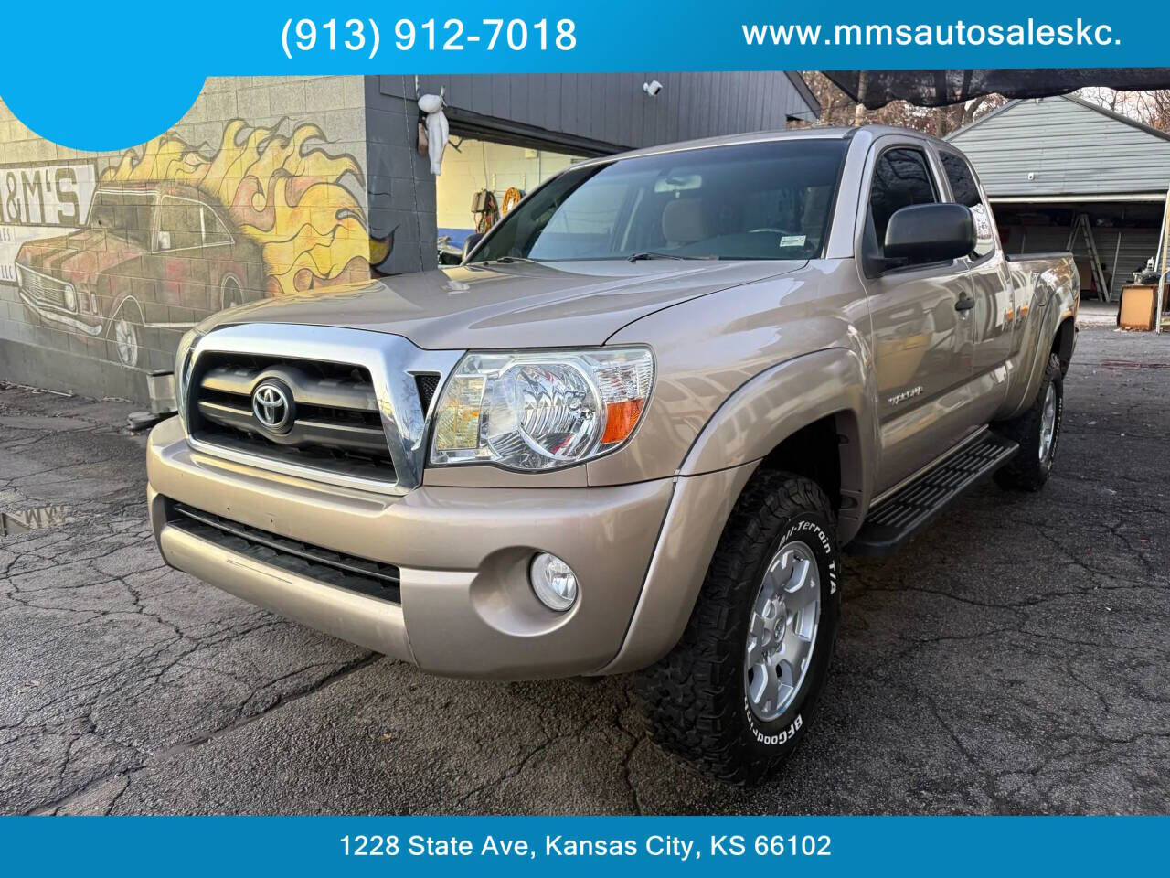 Toyota Tacoma