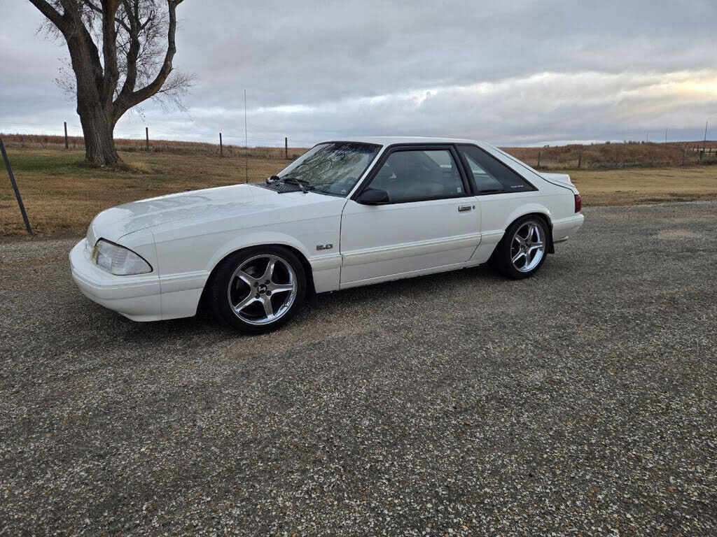 1993 FORD Mustang