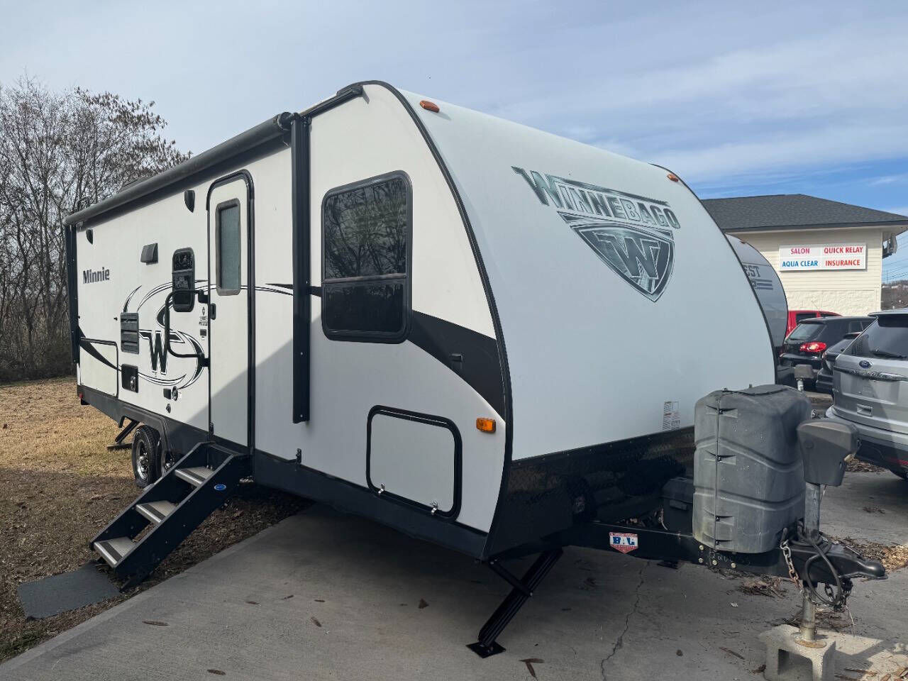 2018 WINNEBAGO OF INDIANA Minnie