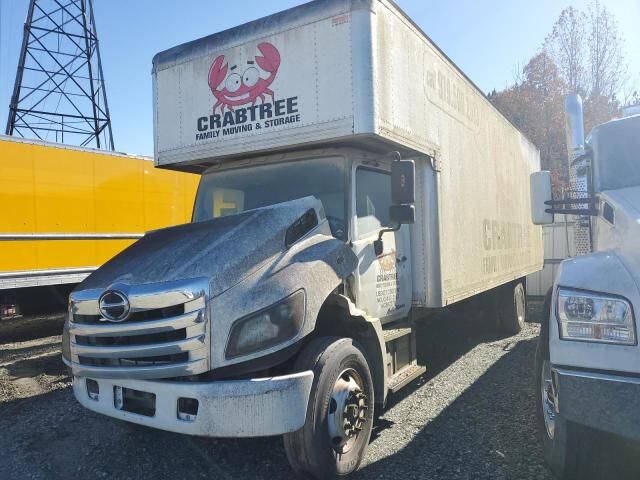 2015 HINO Conventional Type Truck