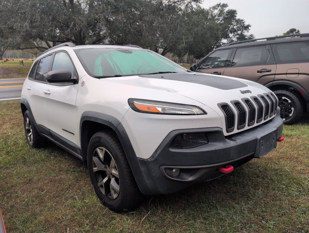 2017 JEEP Cherokee