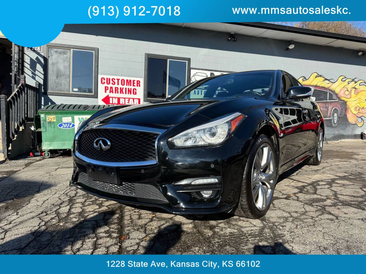 Infiniti Q70