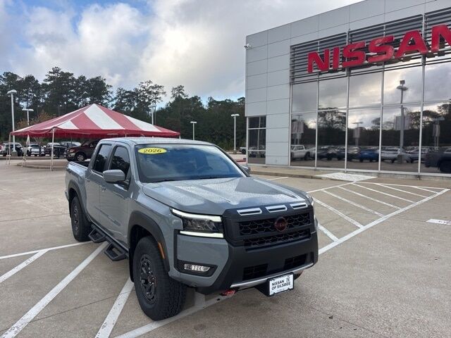 2026 NISSAN Frontier