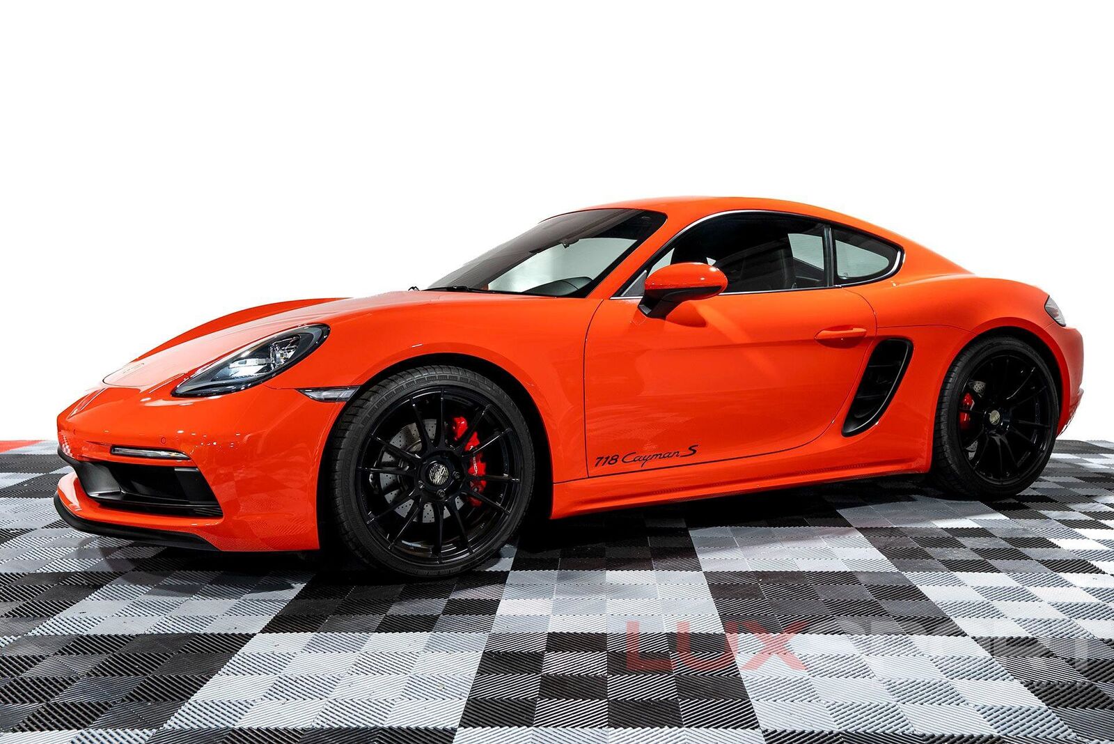 2018 PORSCHE 718