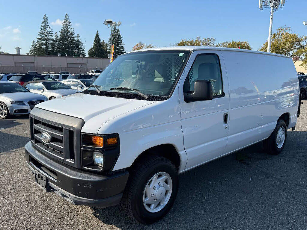 2009 FORD E-150